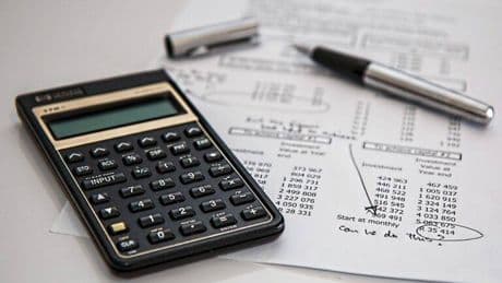 Commercialisti, percorsi più selettivi e società tra professionisti