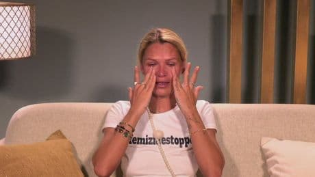 Realitystar macht schockierendes Geständnis über „krasse Horror-Kindheit“