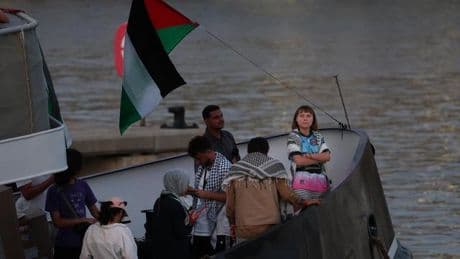 Gazakrieg: Greta Thunberg mit Gaza-Hilfsflotte nach Sturmpause wieder auf See