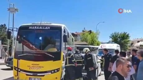 Aksaray'da kaza! Otomobil, halk otobüsüne çarptı