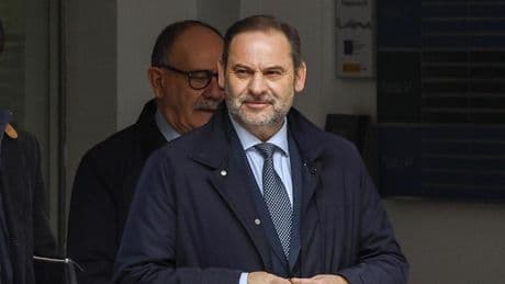 Ábalos no denunciará la filtración de sus mensajes con Sánchez: "Se ponen nerviosos cuando se ven concernidos"