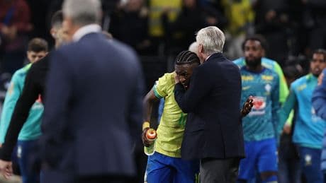 Vinícius regala la clasificación a Brasil y la primera victoria a Ancelotti