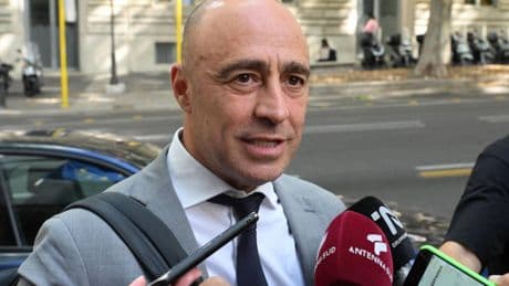 Ex Ilva, si dimette il sindaco di Taranto minacciato dagli ecotalebani