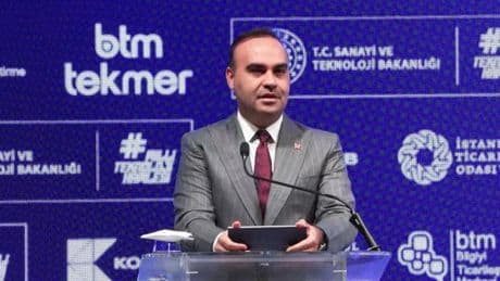 Bakan Kacır: 48 adet KAAN savaş uçağımız için Endonezya ile anlaşma imzaladık