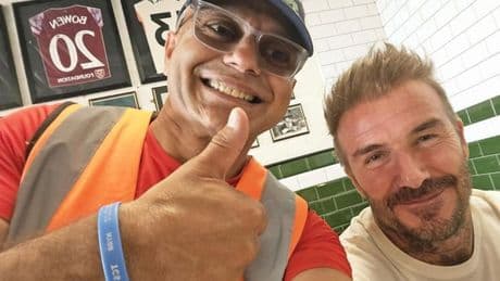 David Beckham's wholesome reaction to man gatecrashing knighthood celebration