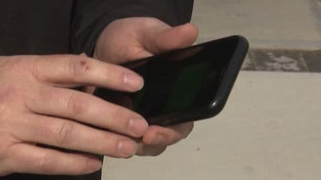 Calgary police warn of text message scam seeking payment of fake motor vehicle tickets