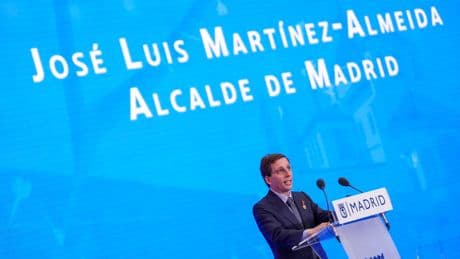 Almeida encara la mitad de su mandato con grandes obras, ayudas a la natalidad y más vivienda