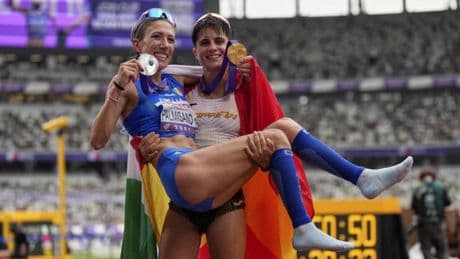María Pérez y una medalla de oro que preparó en altura con su gran amiga... y rival