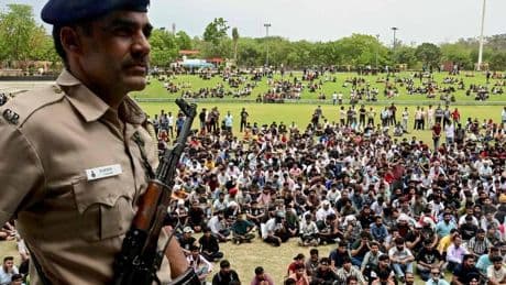 Nach Gewaltausbrüchen: Indien und Pakistan einigen sich auf Waffenruhe