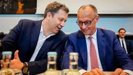 Jetzt brechen die Spar-Dämme - 1. Bundesland greift sich Milliarden auf Pump!