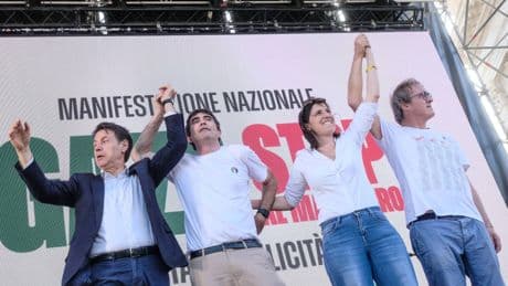 "Sei mesi", "A casa in primavera". Le profezie sbagliate della sinistra "gufa" su Meloni