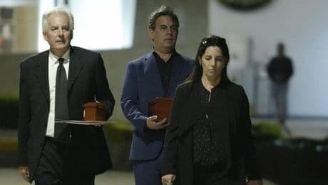 Familiares y amigos despiden a Mario Vargas Llosa en una ceremonia íntima