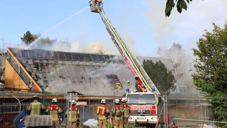 Extreme Hitze in Deutschland: Steigt jetzt die Brandgefahr bei Solaranlagen?