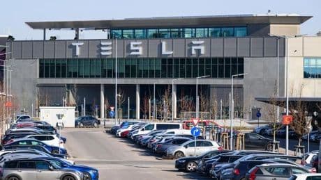 Tesla meldet erneut Verkaufsrückgänge in Europa