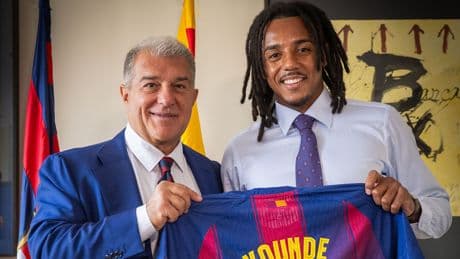 Barcelona, Jules Kounde'nin sözleşmesini yeniledi