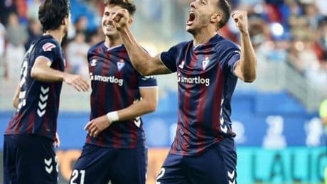El Eibar presume de un gran surtido de esencias que emana aroma a ilusión