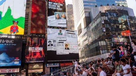 Trump-Epstein, Ukraine-Russie, Espagne-Allemagne : les informations de la nuit