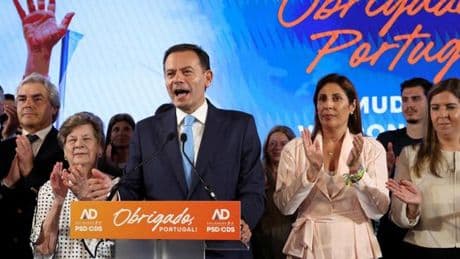 Au Portugal, le centre droit remporte les élections, la gauche s’effondre au profit de l’extrême droite