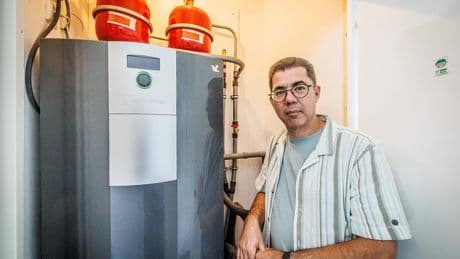 Deze vrij onbekende pomp bespaart fors op aardgas én koelt ’s zomers je hele huis: ’Duur, maar investering in de toekomst’
