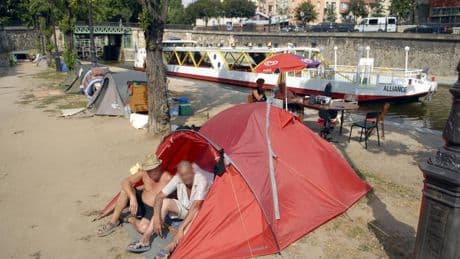 Canicule : « les personnes sans-abri n’ont que très peu d’espaces où s’abriter de la chaleur »