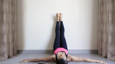 Así es el ejercicio de Pilates para conseguir un vientre plano y reforzar el suelo pélvico
