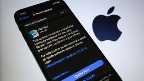 Warning issued to 1,800,000,000 iPhone users over security risk