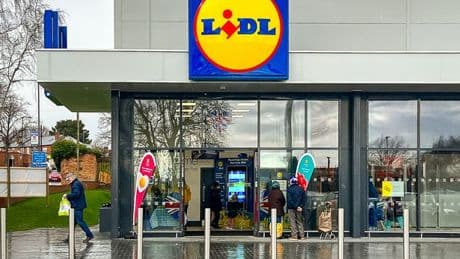 Lidl shares best time to shop ahead of opening time shake-up this bank holiday