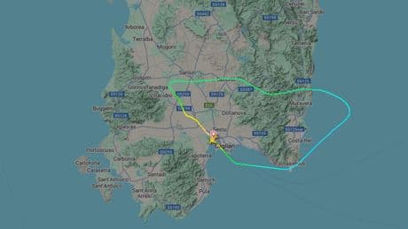 Volo Cagliari-Roma Fiumicino costretto a tornare indietro per un'anomalia tecnica: l'ordine del comandante dopo il decollo