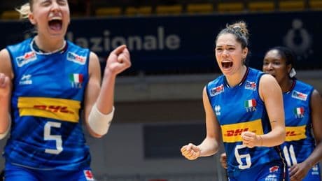 <p style="margin-bottom: 11px;"><span style="font-size: 11pt;"><span style="line-height: 107%;"><span style="font-family: Arial,sans-serif;">Under 21 femminile: il ritiro si chiude con tre successi sulla Polonia</span></span></span></p>