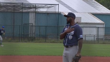 Honkballers Neptunus winnen van HCAW en brengen stand in titelstrijd op 1-1