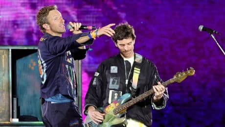 Depuis l’affaire de la Kiss Cam, les écoutes de Coldplay bondissent de 25 %