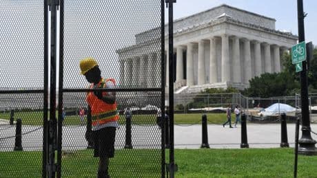 DIRECT. États-Unis: un défilé militaire sous le regard de Donald Trump, ses opposants appelés à se rassembler
