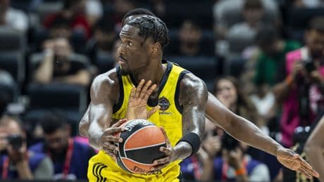 Fenerbahçe'den ayrıldı, NBA'e gitti