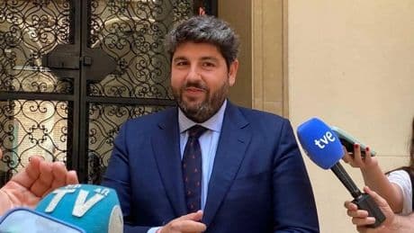 El Gobierno de Murcia y Vox llegan a un acuerdo para aprobar los presupuestos regionales