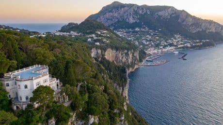 A Capri, la villa Lysis, le baron et ses trop jeunes favoris