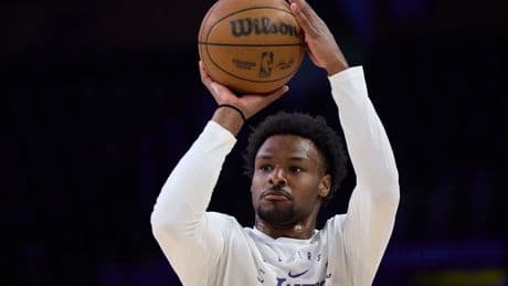 Bronny James, hijo de LeBron: "Me considero un jugador defensivo, no voy a ser el que anote"