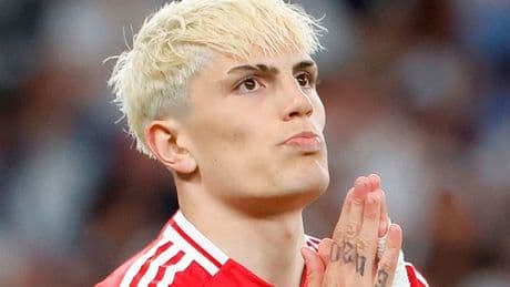 Alejandro Garnacho issued with new snub as Man Utd negotiate Chelsea transfer