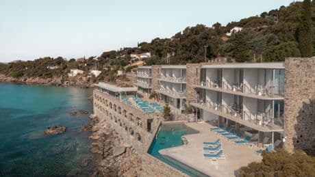 Les Roches, nouveau joyau azuréen suspendu entre ciel et mer