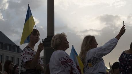 "Retournez en Ukraine": des réfugiés de guerre déplorent des attitudes xénophobes en hausse en Pologne