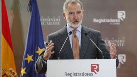 Felipe VI resalta la labor de jueces y magistrados de velar por &quot;el principio de igualdad ante la ley&quot;