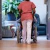Steigende Personal- und Lebenshaltungskosten: Pflege im Heim in Brandenburg deutlich teurer