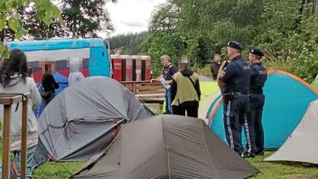 Österreich | Razzia in der Geden­kstätte Peršmanhof