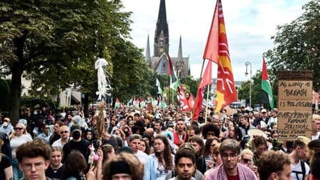 Berlin: Polizei löst queere pro-palästinensische Demo auf
