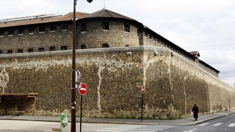 Un détenu meurt dans l’incendie de sa cellule à la prison de la Santé