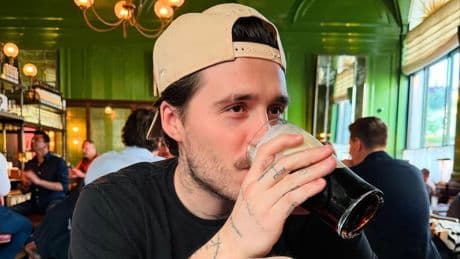 Da braut sich was zusammen! - Brooklyn Beckham hat Stress mit Beck’s-Brauerei