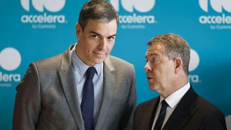 El PP intenta forzar a Page a votar contra la &quot;corrupción del sanchismo&quot; en el parlamento autonómico