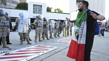 Los Angeles : « La répression en cours répond à un programme visant à instaurer un État fort »
