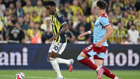 Fenerbahçe'de Jhon Duran şoku: Oyuna devam edemedi