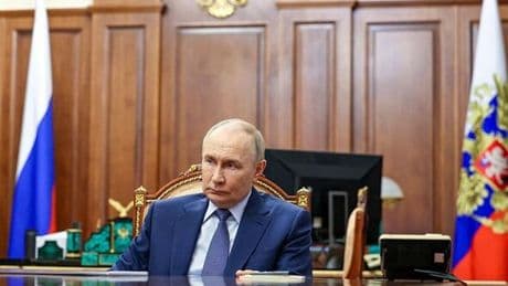 Russian economy meltdown as crude exports plummet with 'production in turmoil'