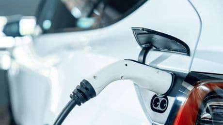 Le bonus écologique augmente et change de formule pour les voitures électriques